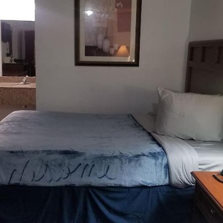 Hotel 2 Queen Beds Hotel Room 237 Booking Stillwater Exterior photo
